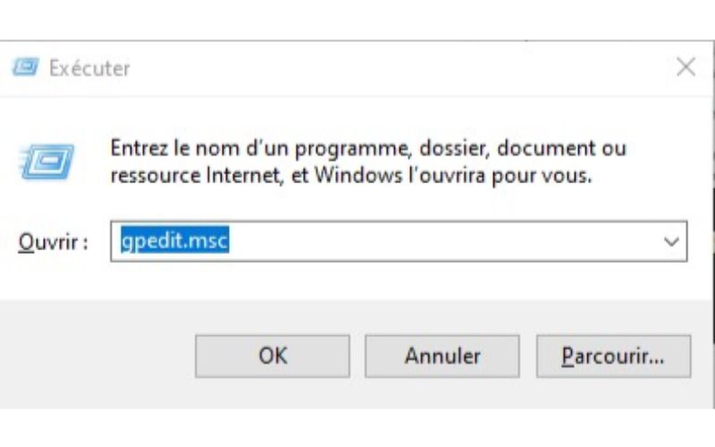 désactiver Windows update:  gpedit.msc